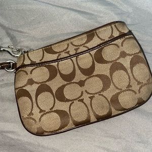 Coach Wristlet 🤎